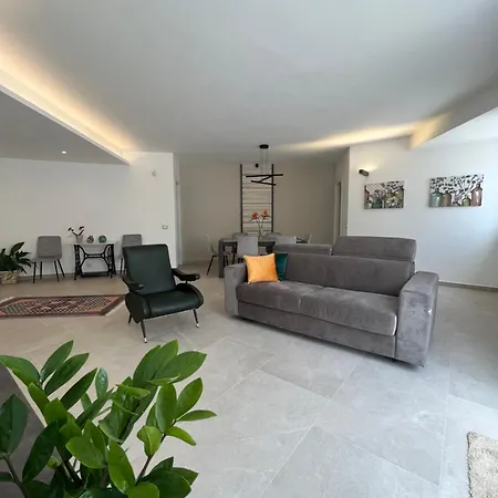 דירה Libeccio House