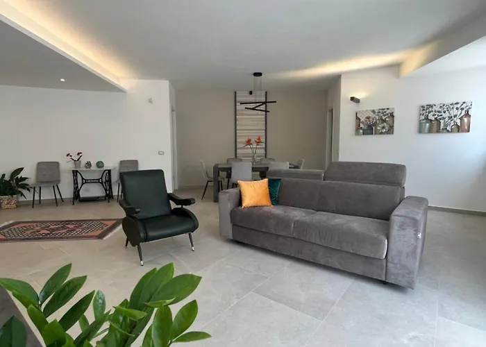 アパート Libeccio House